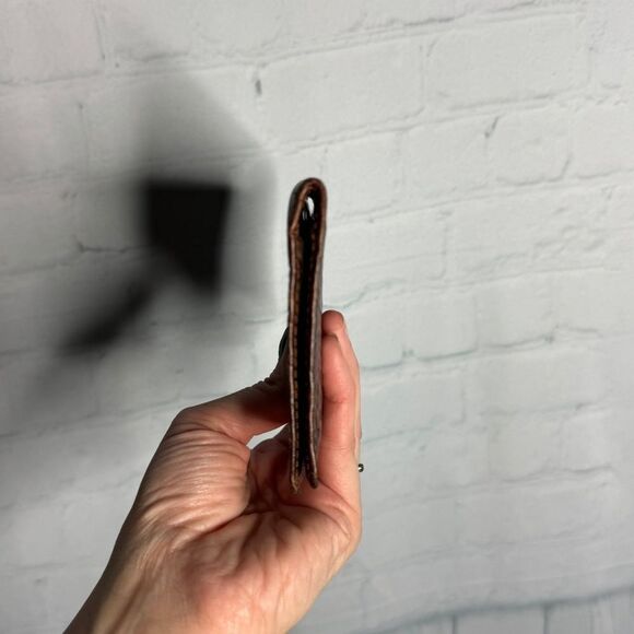 Wilsons Leather vintage brown croc embossed rather bi-fold wallet portfolio - Picture 3 of 11